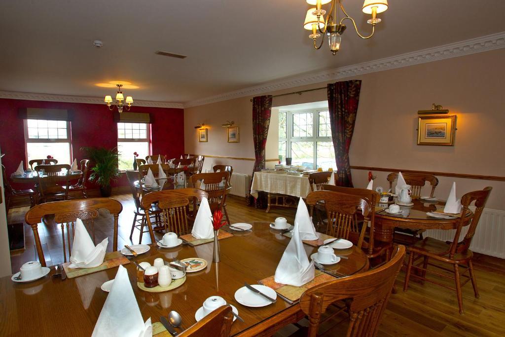 Woodlawn House Hotel Киларни Екстериор снимка