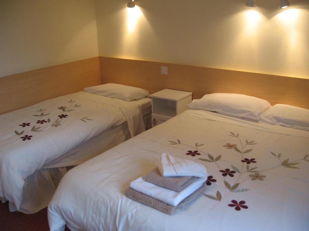 Woodlawn House Hotel Киларни Стая снимка