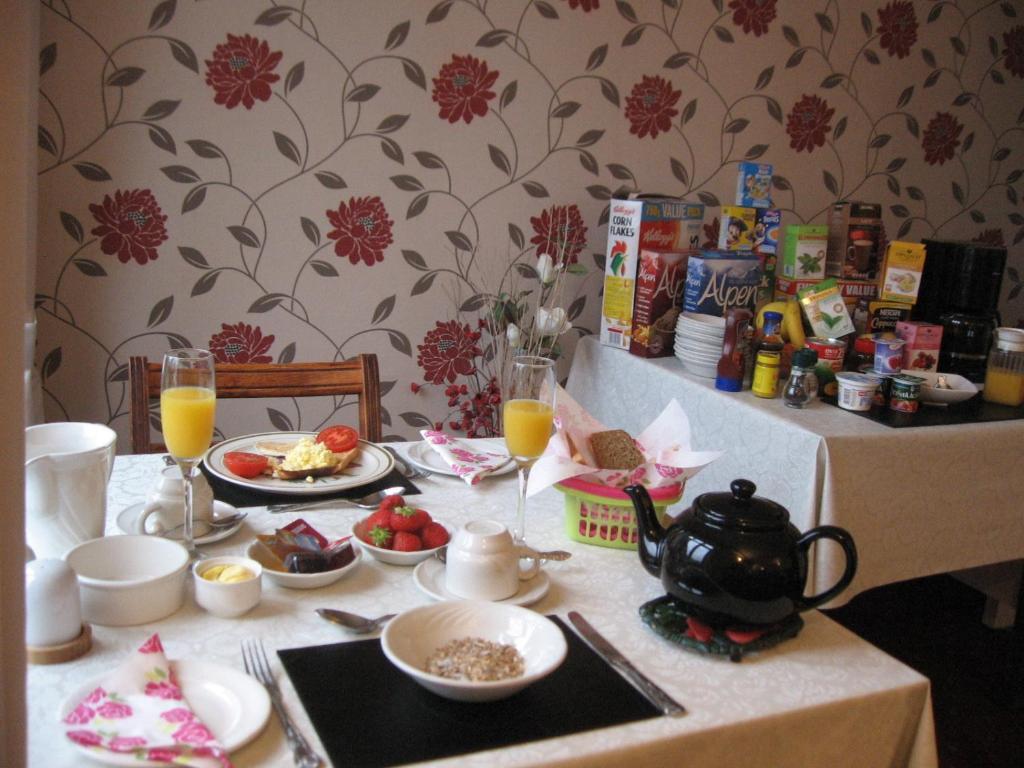 Woodlawn House Hotel Киларни Екстериор снимка