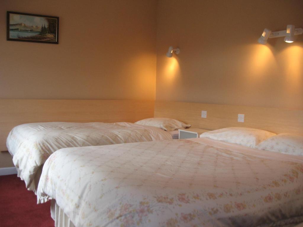 Woodlawn House Hotel Киларни Стая снимка
