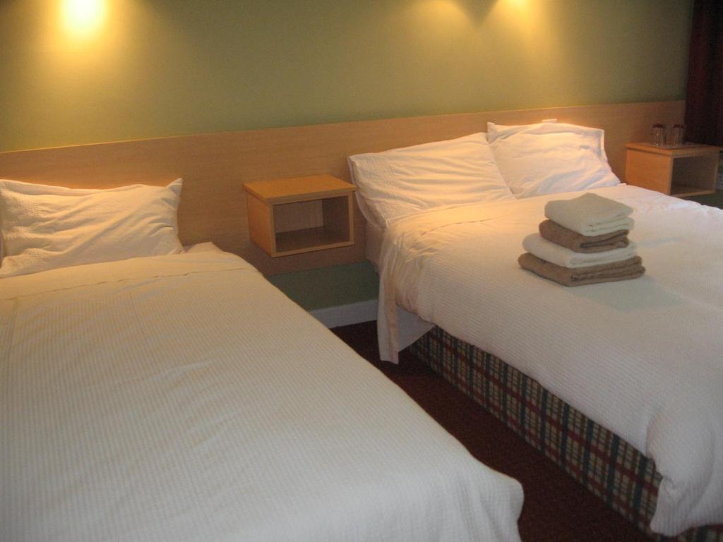 Woodlawn House Hotel Киларни Екстериор снимка