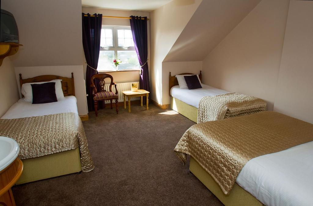 Woodlawn House Hotel Киларни Екстериор снимка